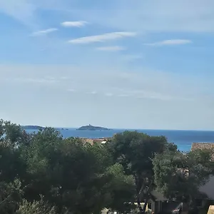 Appartement T2 Climatisé Domaine De La Coudoulière Devant La Plage, Terrasse Vue Mer Au Milieu De La Pinède Au Calme Sans Vis à Vis Dernier étage, Six-Fours-les-Plages